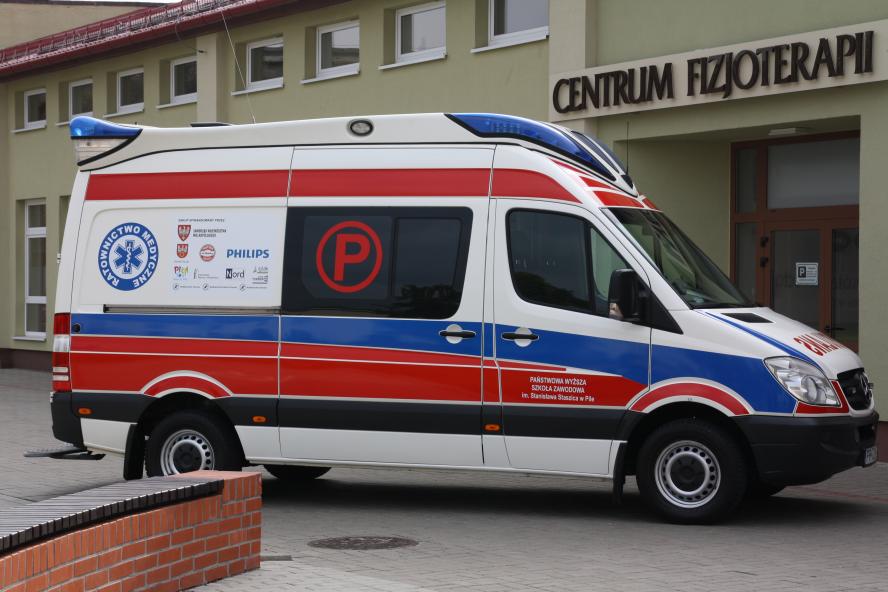 Inauguracyjny prezent dla studentów PWSZ w Pile - zobacz więcej