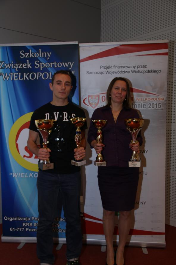 Jedenaście razy obiegli równik - zobacz więcej