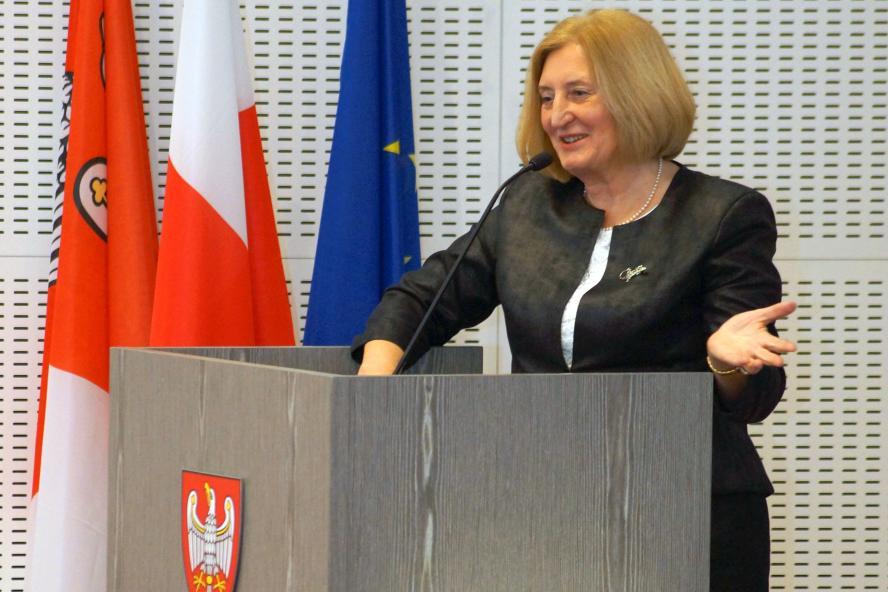 Sejmik: wybór przewodniczącego i ślubowanie nowych radnych - zobacz więcej