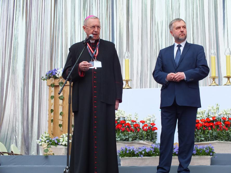 Zakończyły się centralne obchody 1050. rocznicy Chrztu Polski  - zobacz więcej