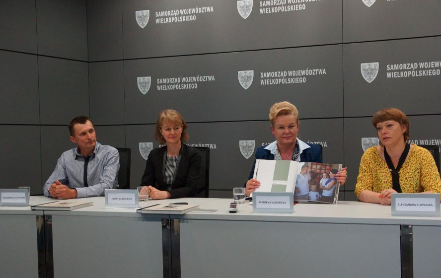 Konferencja prasowa: promocja adopcji w Wielkopolsce - zobacz więcej