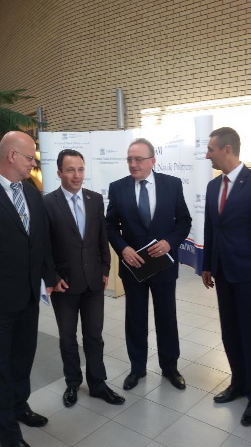 25-lecie Traktatu o dobrym sąsiedztwie i przyjaznej współpracy - zobacz więcej