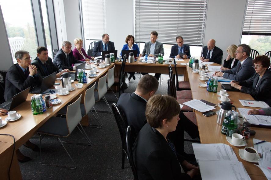 TRANSPORT PUBLICZNY POD LUPĄ RADNYCH - zobacz więcej