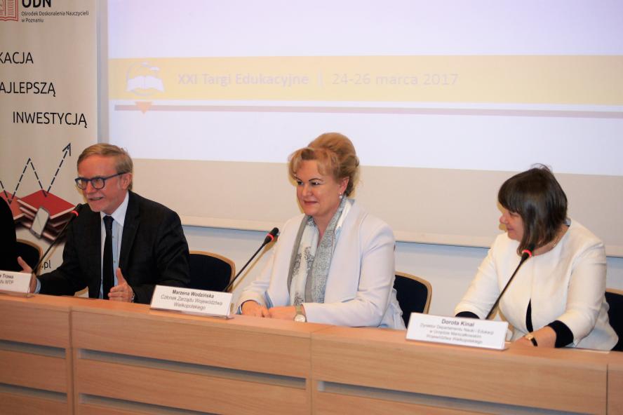 Wiedza zaczyna się od pytań – zaproszenie na Targi Edukacyjne - zobacz więcej