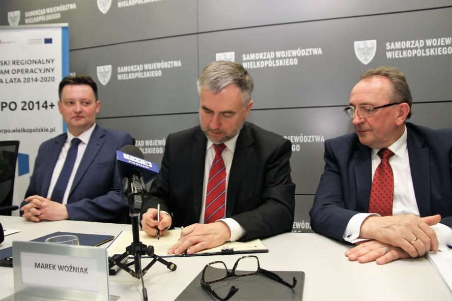 Koleją z Poznania do Piły pojedziemy 46 minut krócej - zobacz więcej