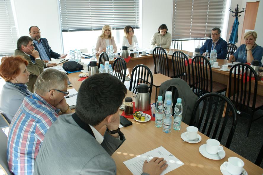 PIECYK, TERMO I OZE – WFOŚiGW PREZENTUJE SWOJE PROGRAMY - zobacz więcej