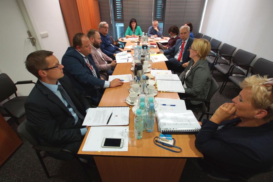 FINANSE PAŁACU - zobacz więcej