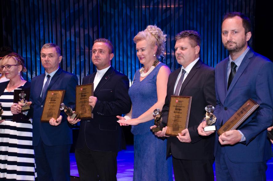 Poznaliśmy laureatów konkursów Wielkopolska Szkoła Roku oraz Wielkopolski Nauczyciel Roku - zobacz więcej