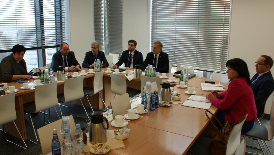 PRZYJRZĄ SIĘ DZIAŁALNOŚCI HIPODROMU WOLA - zobacz więcej