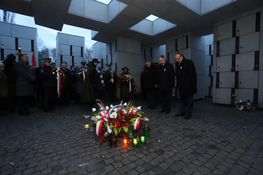 Marszałek w Warszawie: Powstanie Wielkopolskie ważne dla całego kraju  - zobacz więcej