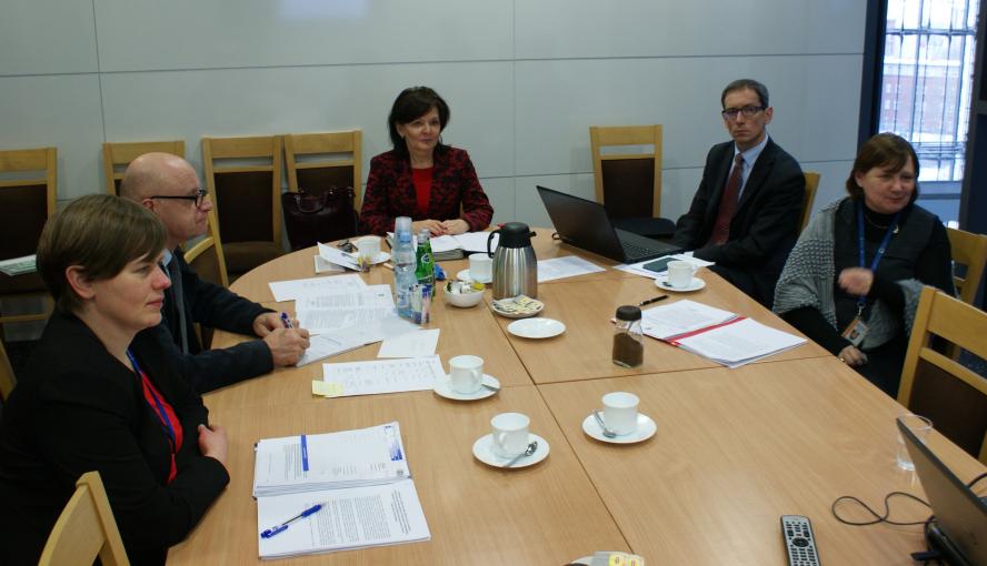 KŁOPOTY Z UCZNIOWSKIMI EGZAMINAMI - zobacz więcej