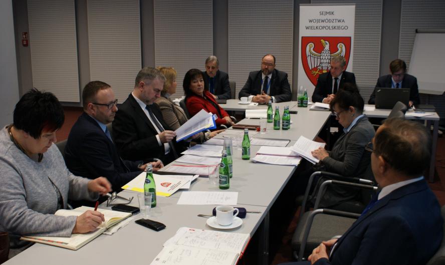 KŁOPOTY Z BEZPŁATNYM URLOPEM - zobacz więcej