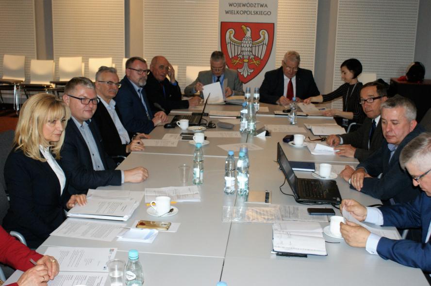 DEBATA O PSZCZOŁACH I BURAKACH CUKROWYCH - zobacz więcej