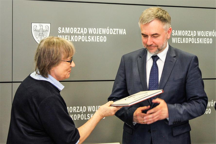 Marszałek Woźniak: „Spełniło się marzenie Maestry Agnieszki Duczmal” - zobacz więcej