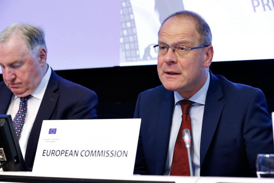 Marszałek M. Woźniak w debacie w Komitecie Regionów nt. wieloletnich ram finansowych UE  - zobacz więcej