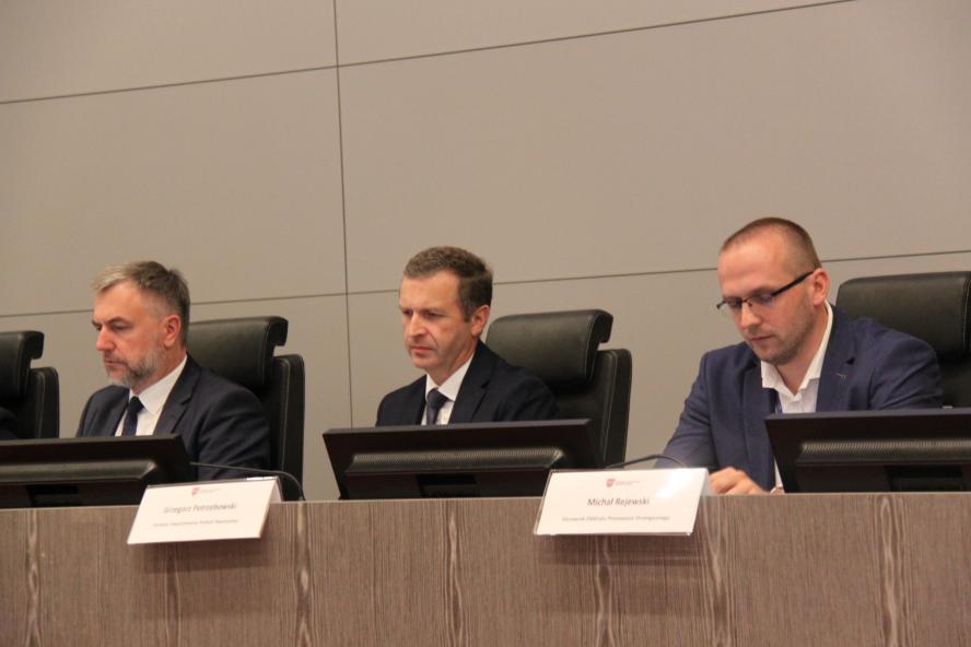 Debaty z Marszałkiem o strategii rozwoju Wielkopolski do 2030 r.  - zobacz więcej