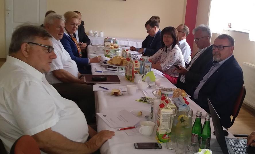 O BYDLE MLECZNYM W MLECZARNI - zobacz więcej