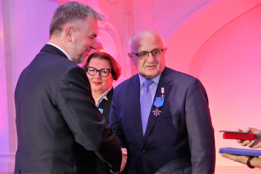 „Wielkopolska ma szczęście do ludzi”. Marszałek uhonorował wybitne postacie życia publicznego  - zobacz więcej