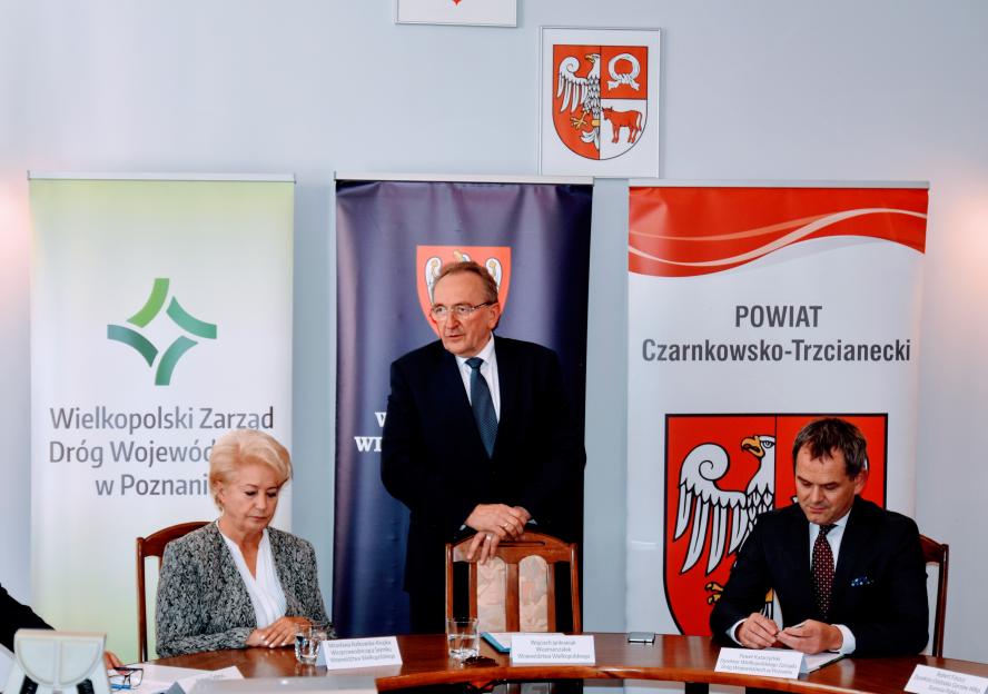 Umowa na rozbudowę drogi wojewódzkiej nr 123 podpisana - zobacz więcej
