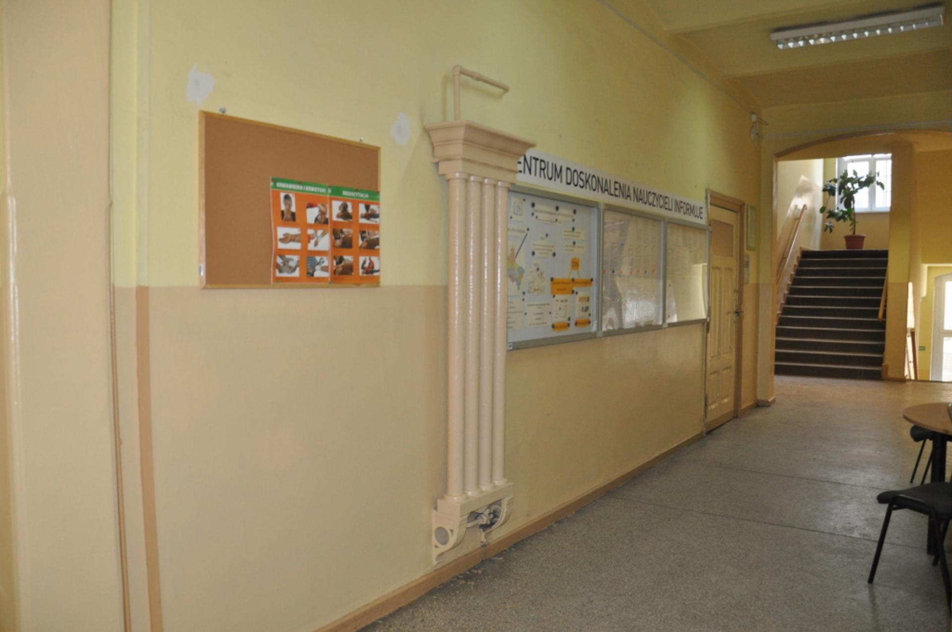 Termomodernizacja i kompleksowa wielobranżowa modernizacja instalacji wewnętrznych w budynku Centrum Doskonalenia Nauczycieli w Pile - zobacz więcej