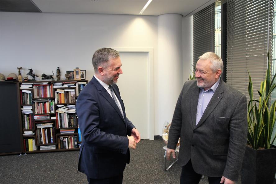 Powstańcze Encyklopedie od Marszałka wsparły WOŚP  - zobacz więcej