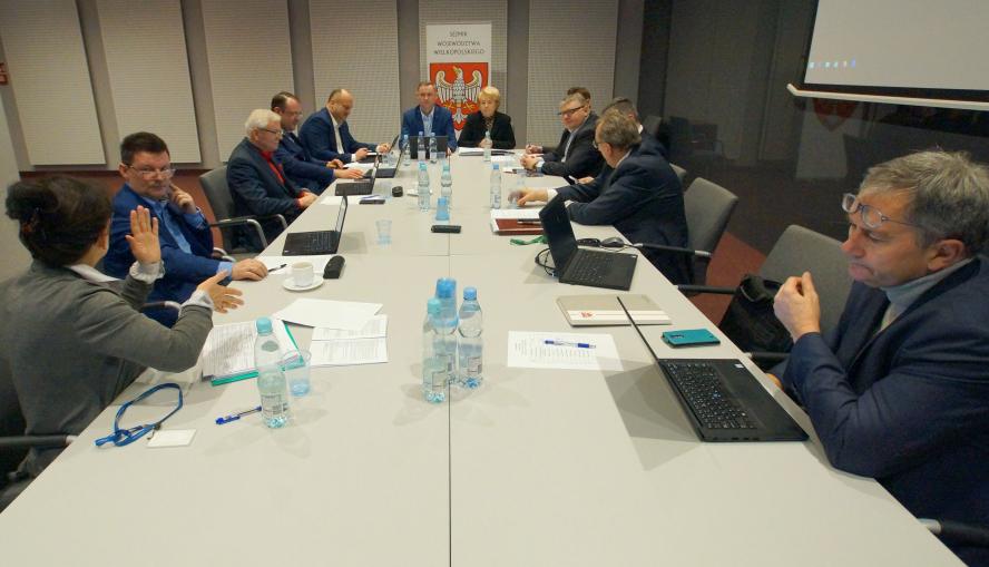 NA POMOC LOTNISKU - zobacz więcej