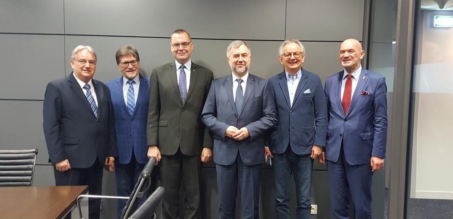 Rektorzy wielkopolskich uczelni zawodowych gośćmi marszałka - zobacz więcej