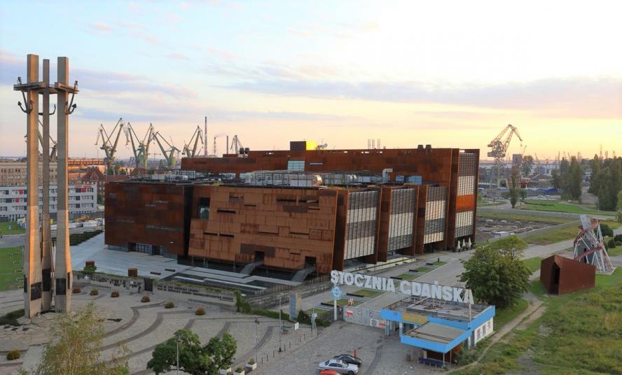 Marszałek: Wielkopolska z pomocą dla Europejskiego Centrum Solidarności! - zobacz więcej