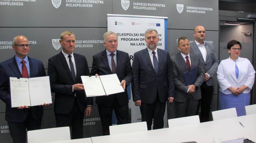 „Kina za rogiem” i instalacje OZE z milionowym unijnym dofinansowaniem z WRPO 2014+ - zobacz więcej
