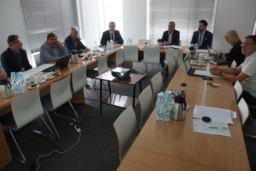 (NIE)RÓWNOŚĆ W NAGRADZANIU SPORTOWCÓW - zobacz więcej