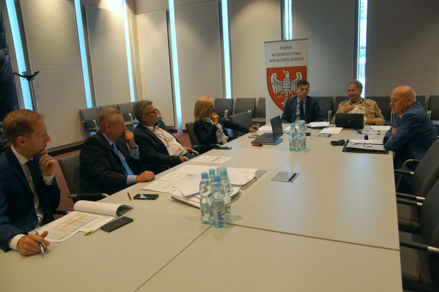 PRZYJRZELI SIĘ WOJEWÓDZKIM SPÓŁKOM - zobacz więcej
