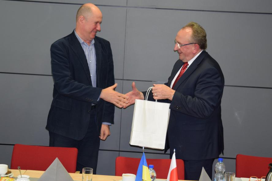 Wielkopolskie doświadczenie obligacji wojewódzkich dla Ukrainy - zobacz więcej