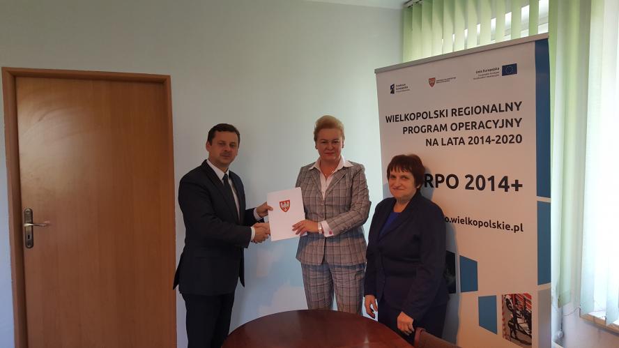 Gmina Kotlin inwestuje środki unijne z WRPO w gospodarkę ściekową i gospodarkę odpadami - zobacz więcej