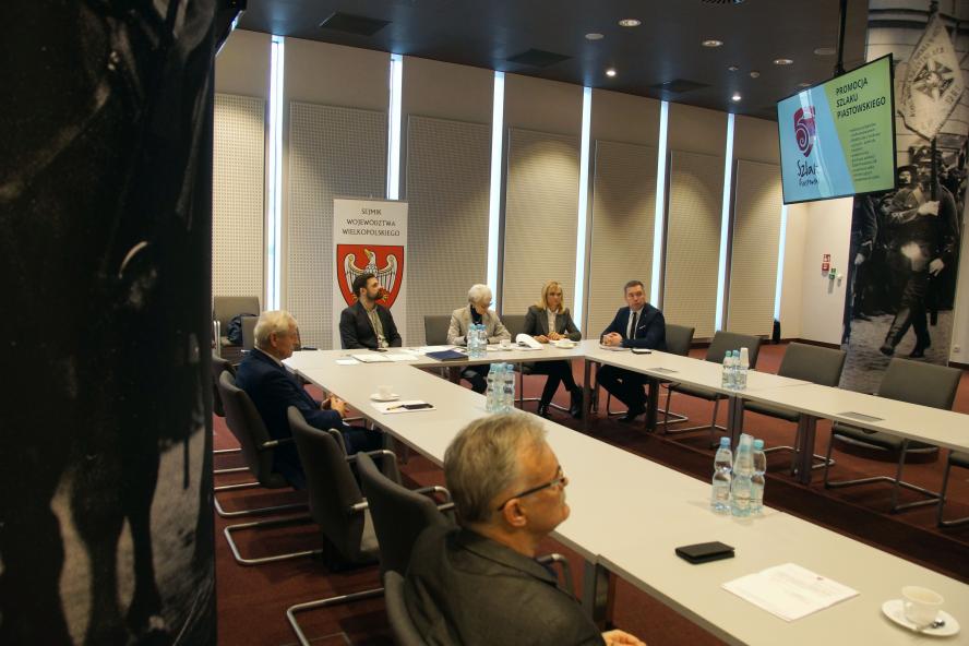JAK PROMOWAĆ TURYSTYKĘ - zobacz więcej