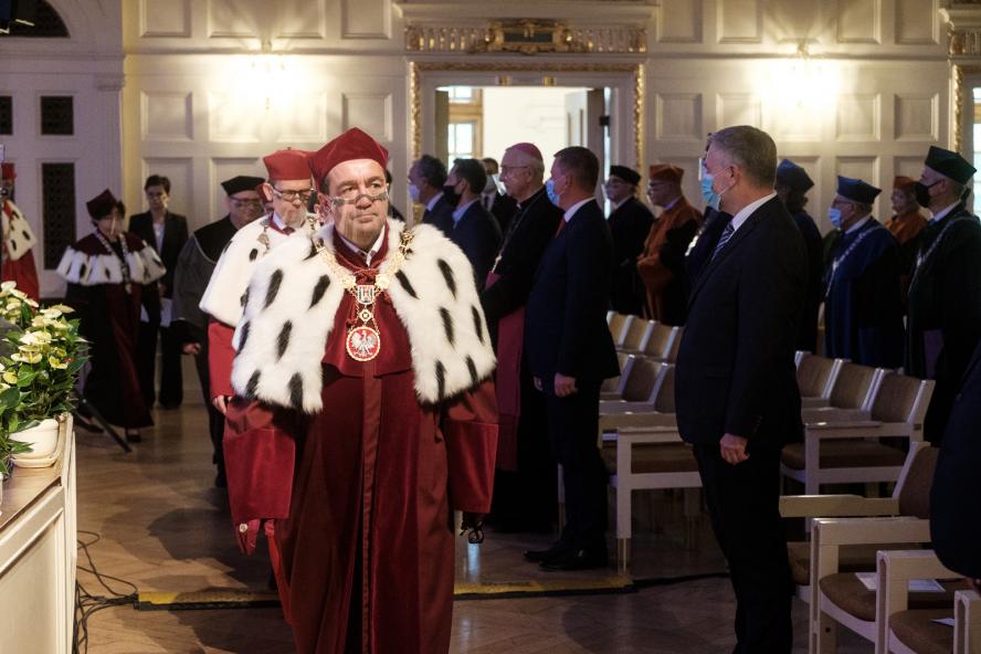 Marszałek Marek Woźniak uczestniczył w historycznej inauguracji roku akademickiego na Uniwersytecie im. Adama Mickiewicza w Poznaniu  - zobacz więcej