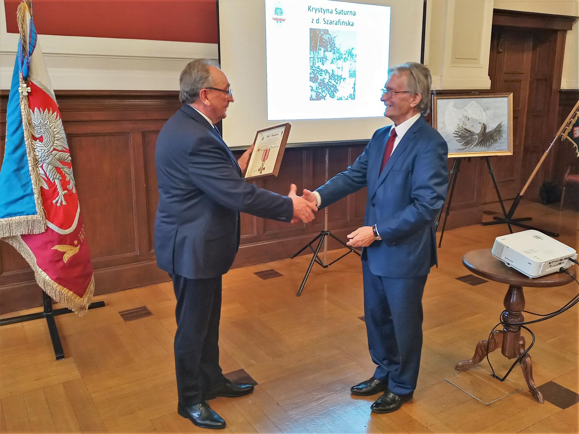 Wielkopolska wyróżniona Kombatanckim Krzyżem Pamięci - zobacz więcej
