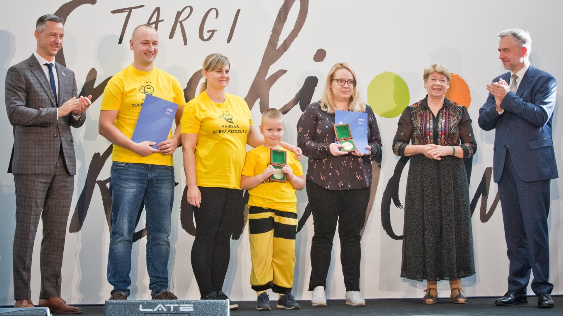 Marszałek wręczył Medale Targów Smaki Regionów  - zobacz więcej