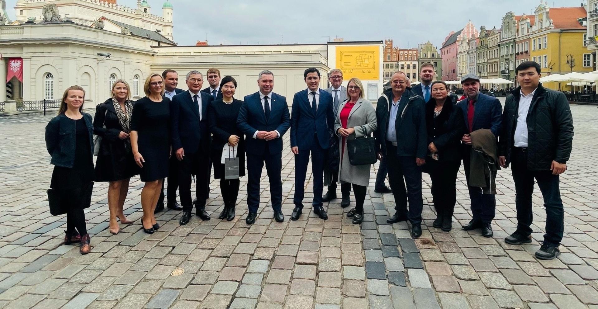 Najpierw Forum Gospodarcze w Warszawie, a po nim spotkanie partnerskie  w Poznaniu - zobacz więcej