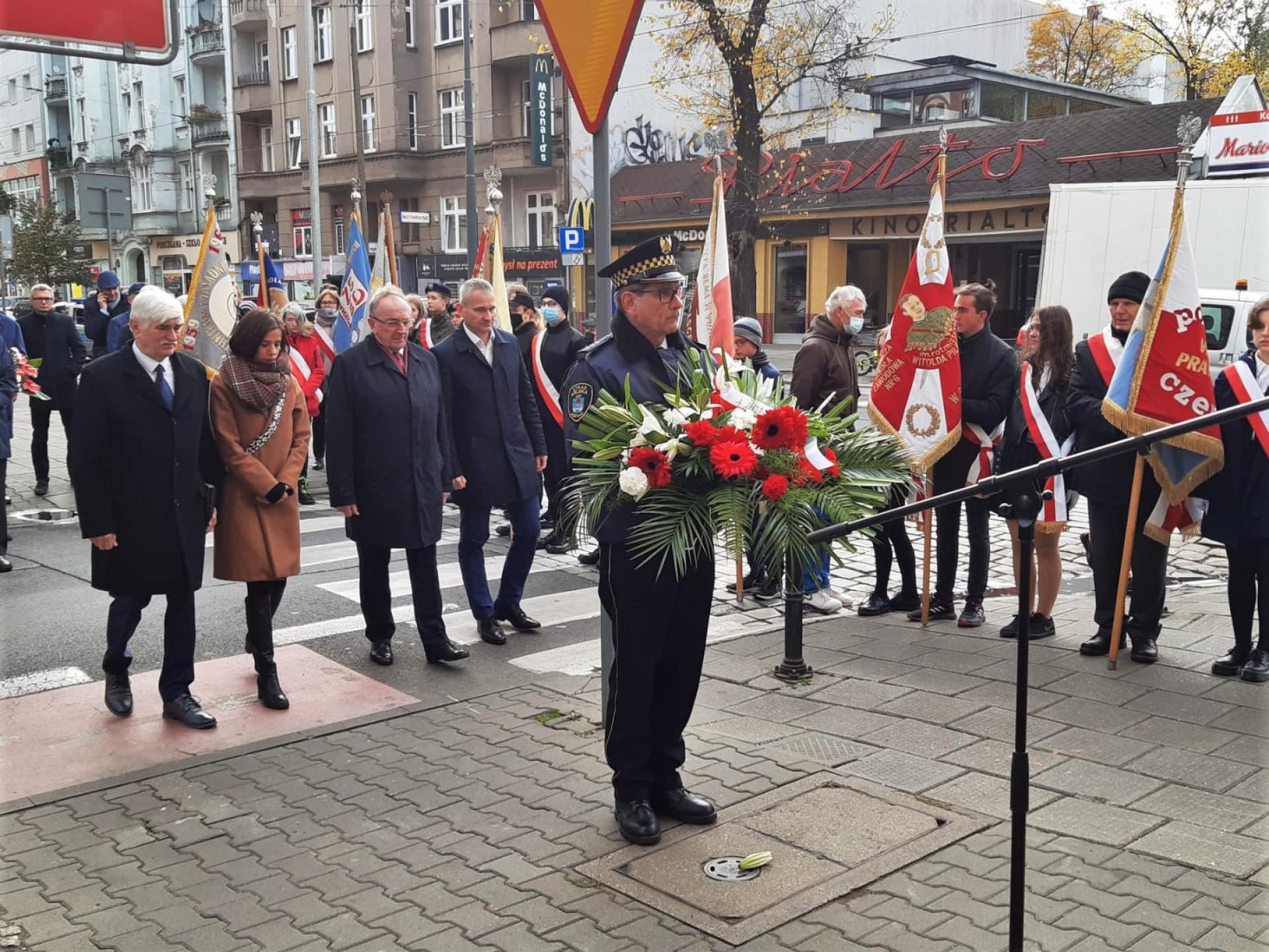Wicemarszałek Jankowiak uczcił bohaterów Powstania Węgierskiego 1956 roku - zobacz więcej