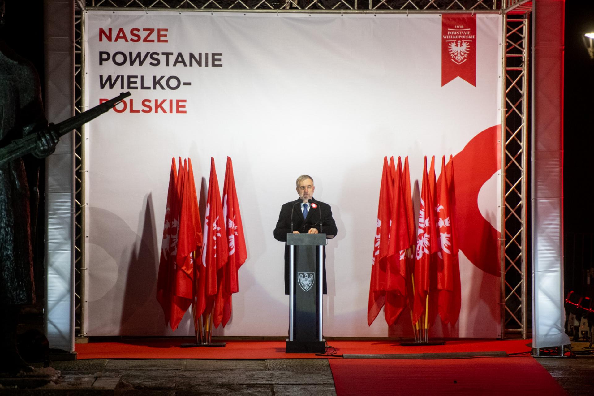 Marszałek Marek Woźniak: Tu stajemy razem, w szeregu, aby oddać hołd Wielkopolskim Powstańcom - zobacz więcej