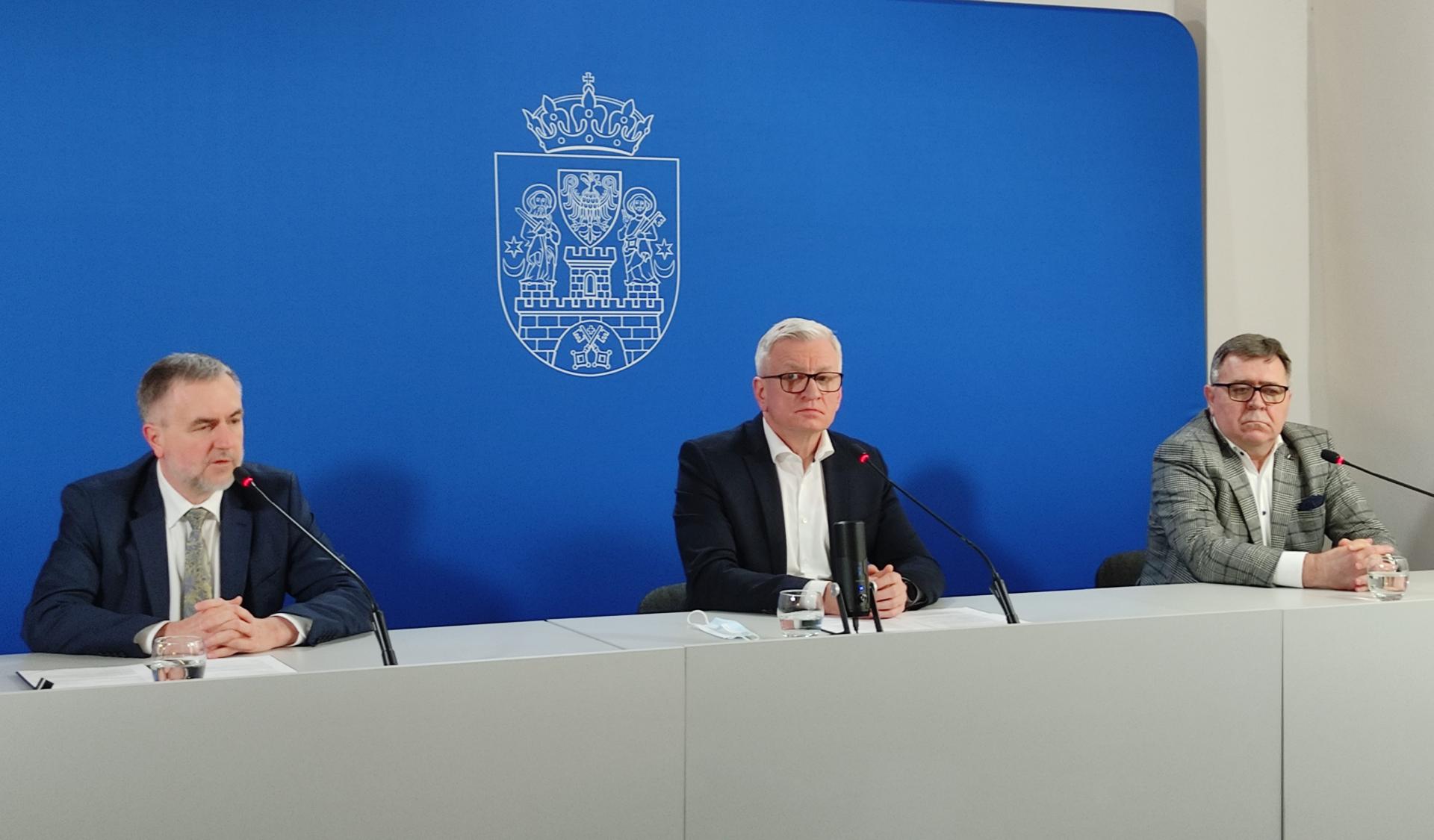 Wielkopolska chce pomóc obywatelom Ukrainy. WIDEO  - zobacz więcej