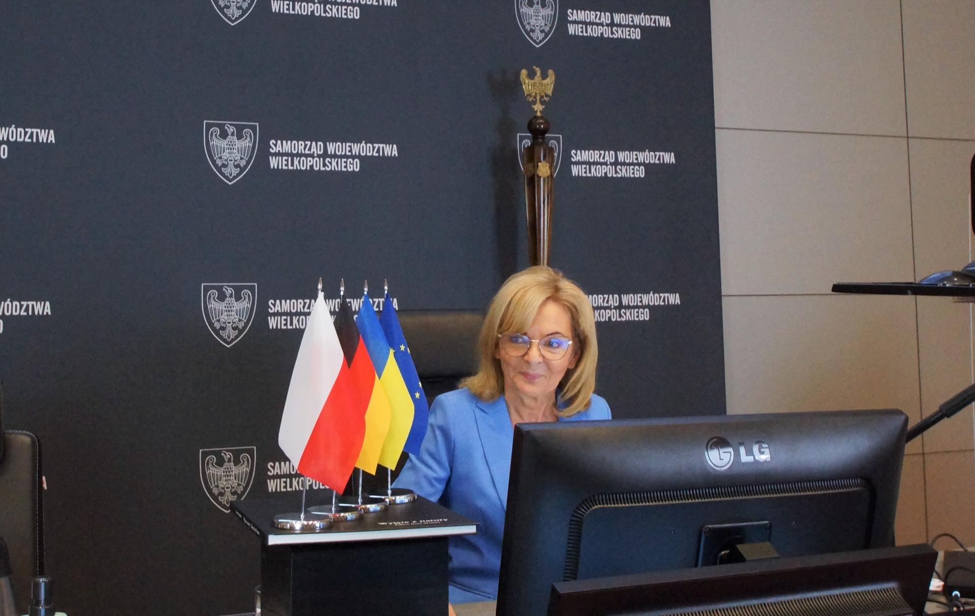 NA SESJI O UKRAINIE - zobacz więcej
