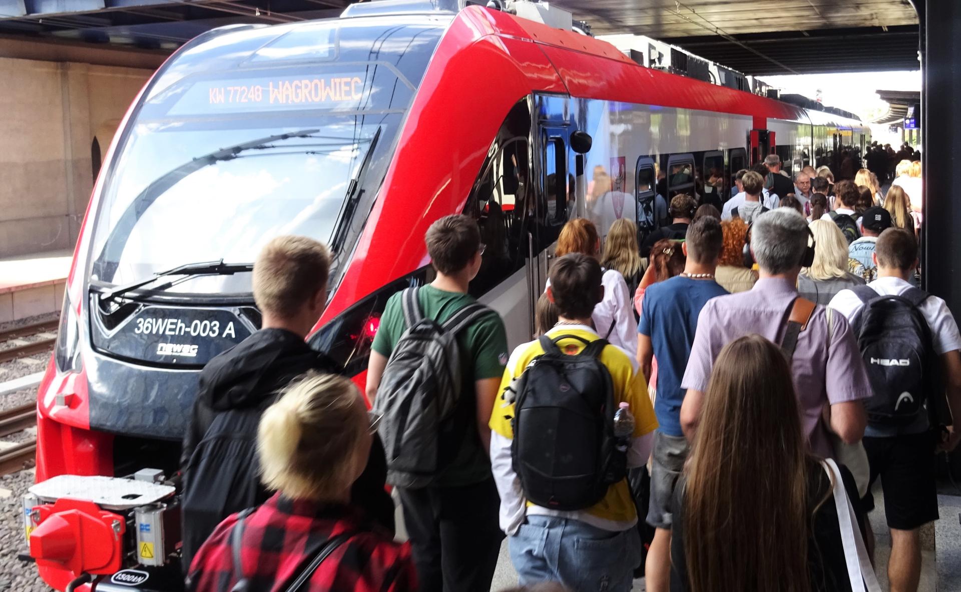 O ROZWOJU POZNAŃSKIEJ KOLEI METROPOLITALNEJ - zobacz więcej