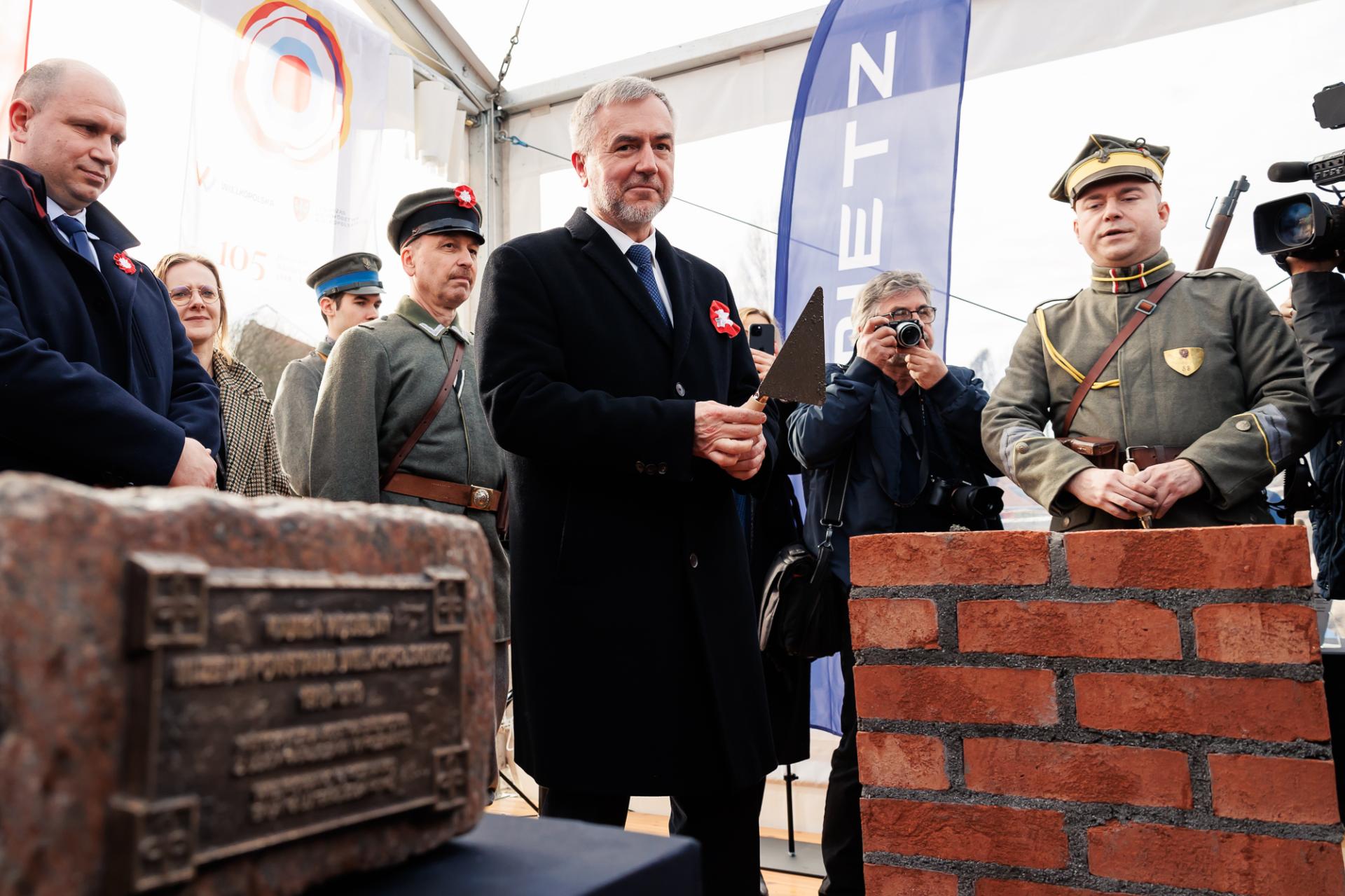 Wmurowanie kamienia węgielnego pod budowę nowego Muzeum Powstania  Wielkopolskiego 1918-1919 - zobacz więcej