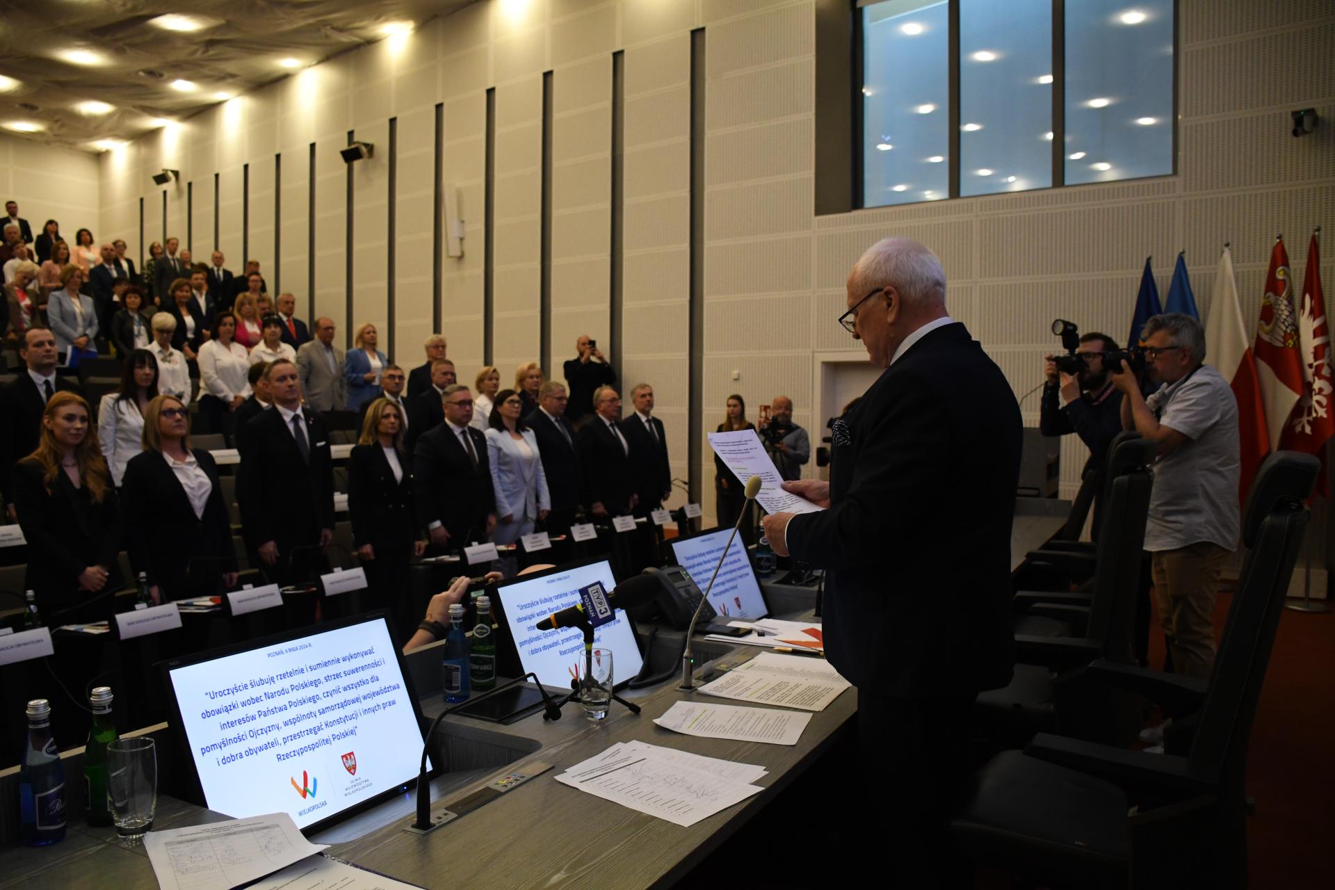 Inauguracyjna sesja sejmiku VII kadencji  - zobacz więcej