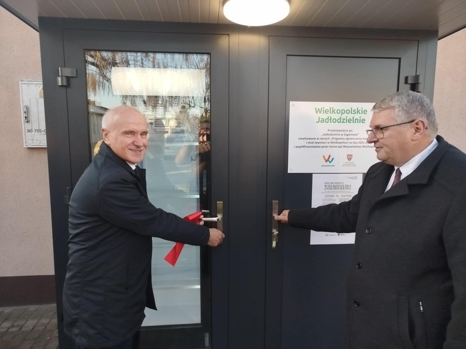 Nie wyrzucaj, podziel się. Wielkopolskie Jadłodzielnie czekają - zobacz więcej