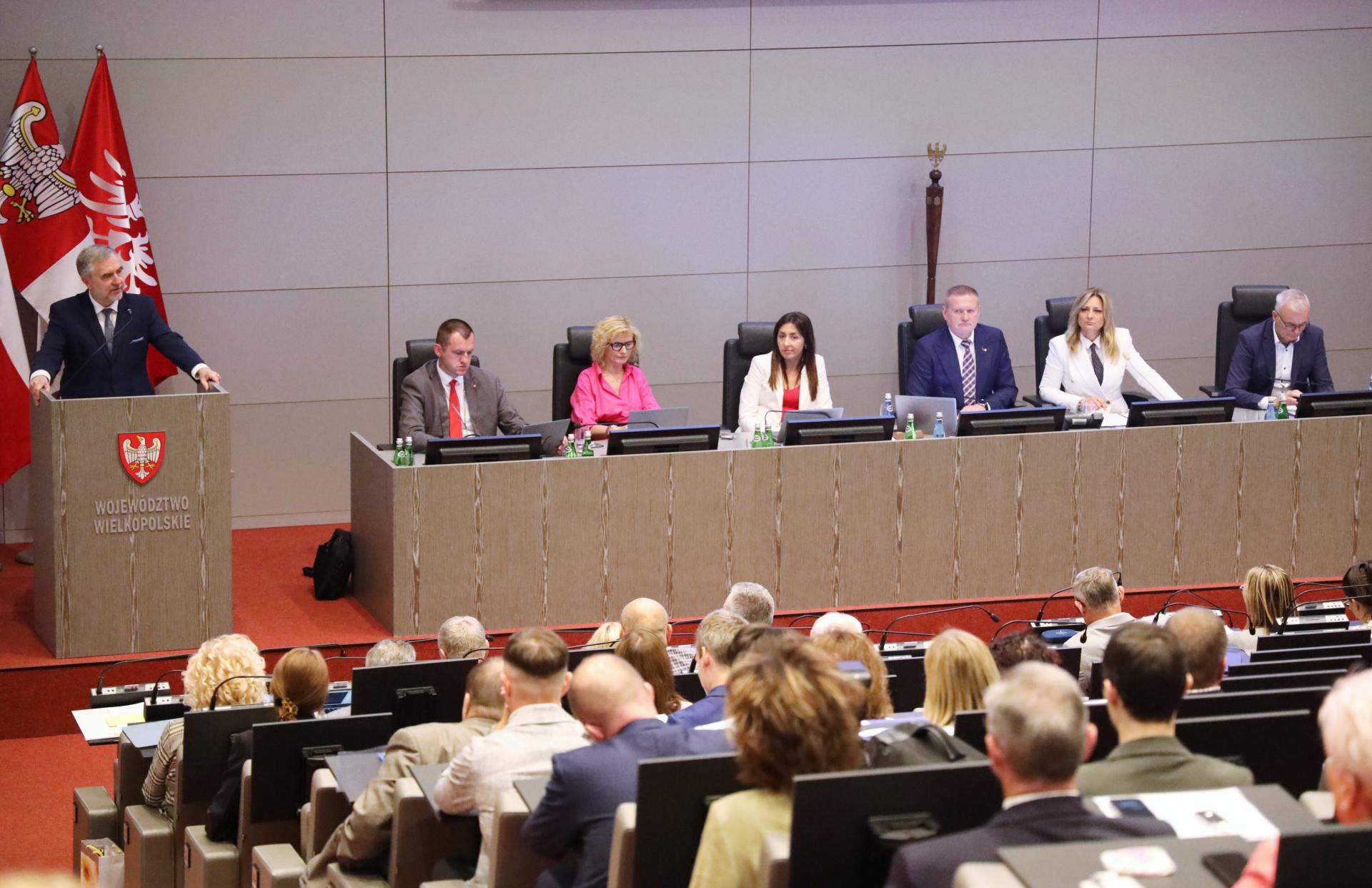 XXV Sesja Sejmiku Województwa Wielkopolskiego. Absolutorium i raport o stanie województwa     - zobacz więcej