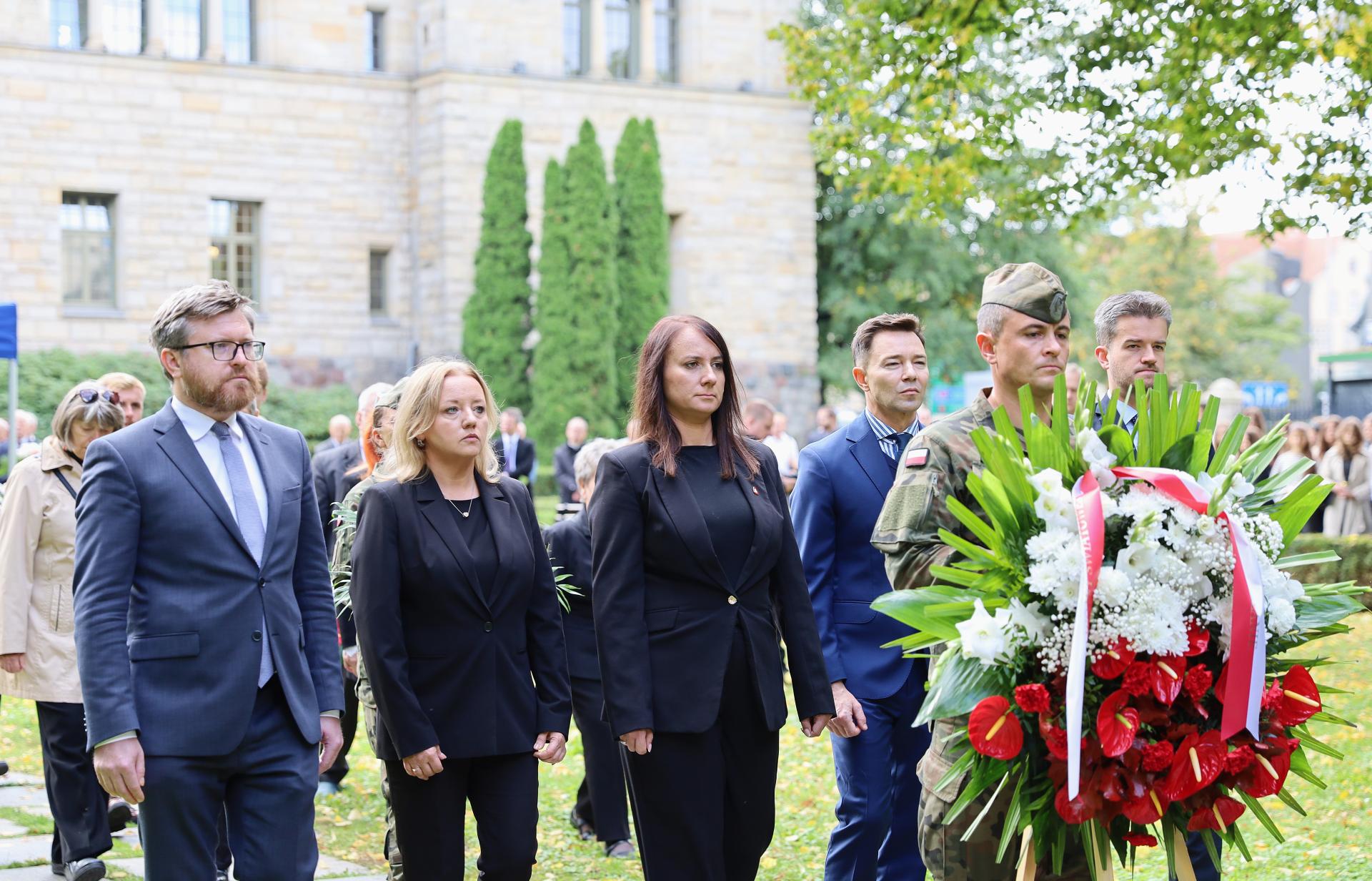Mija 87 lat od sowieckiej napaści na Polskę - zobacz więcej