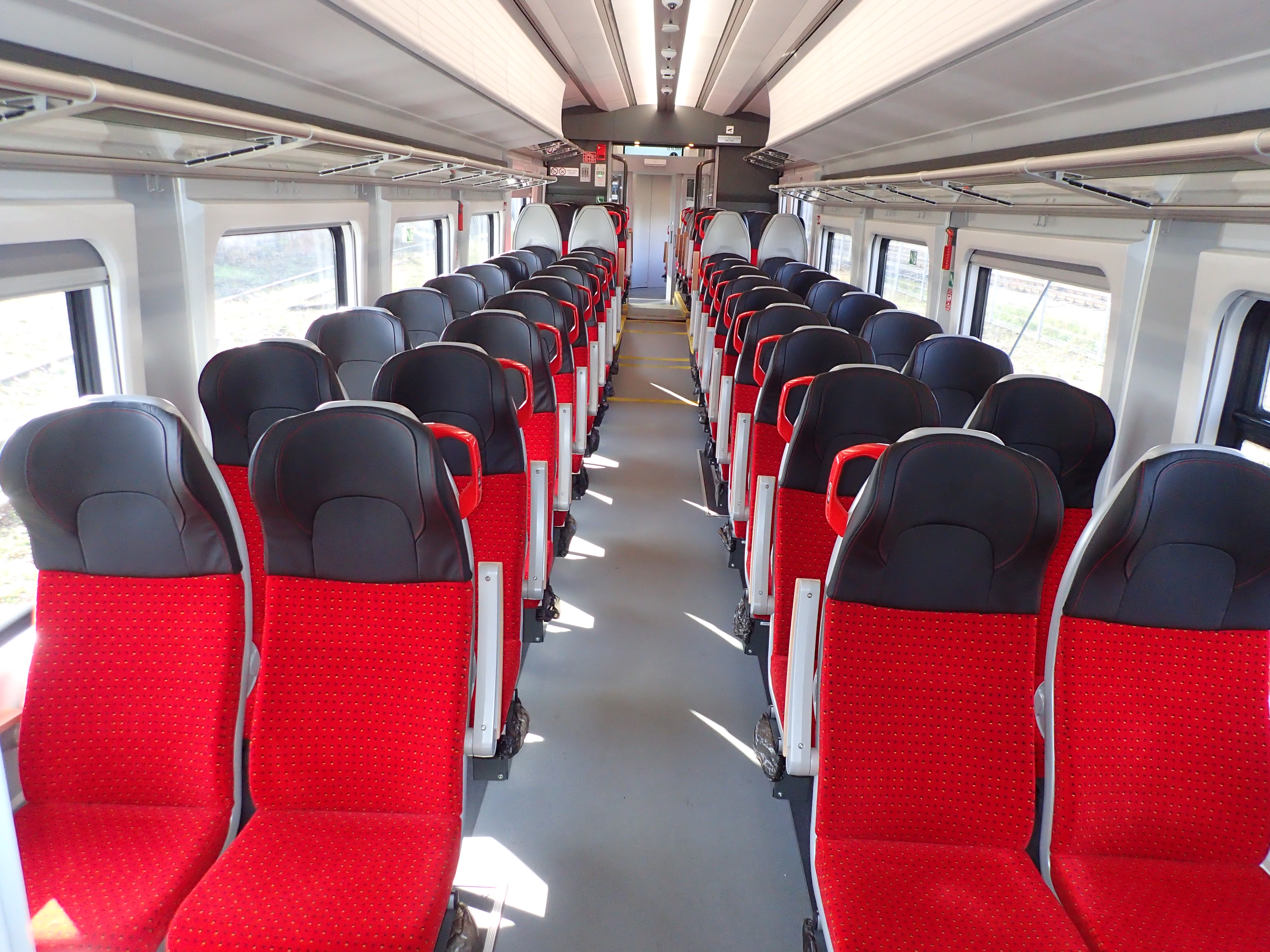 Interior of the electric multiple unit type 48WE "ELF 2"